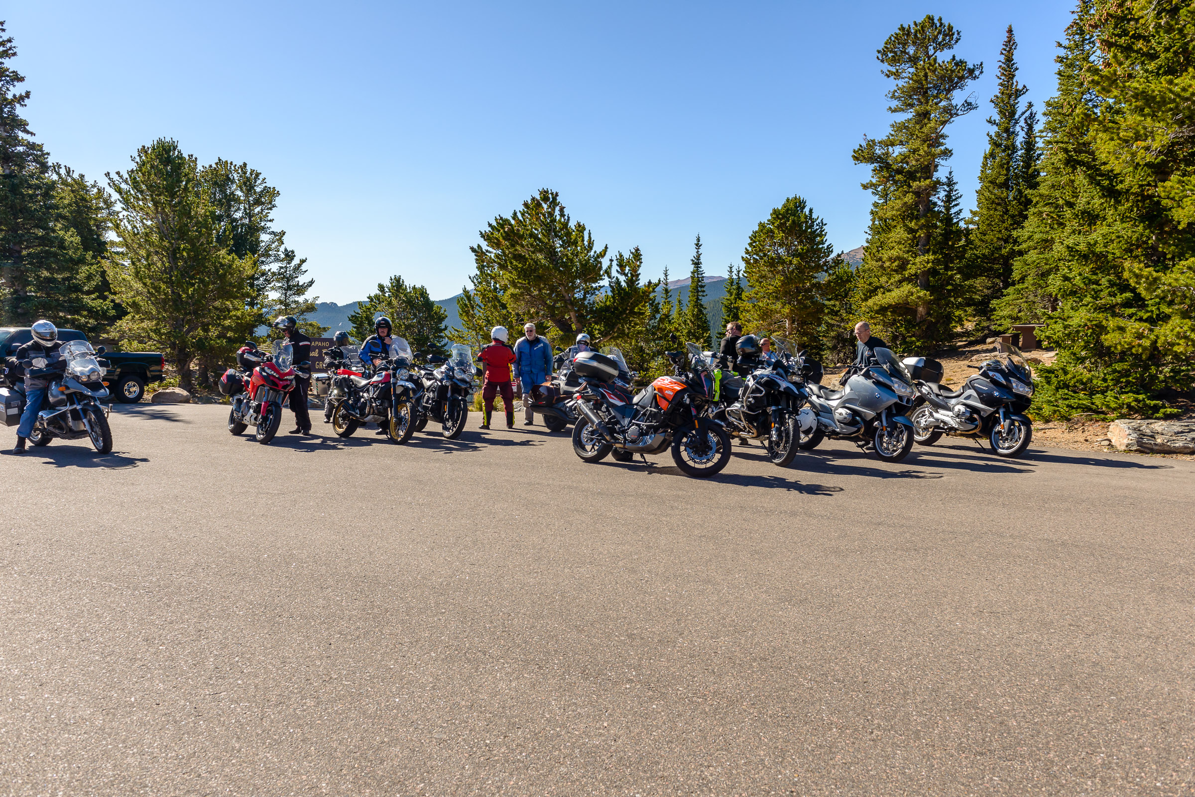 Squaw Pass Road. The  first stop on the BMW Mcy Club Vail loop day ride to  see the leaves. We had 13 bikes.